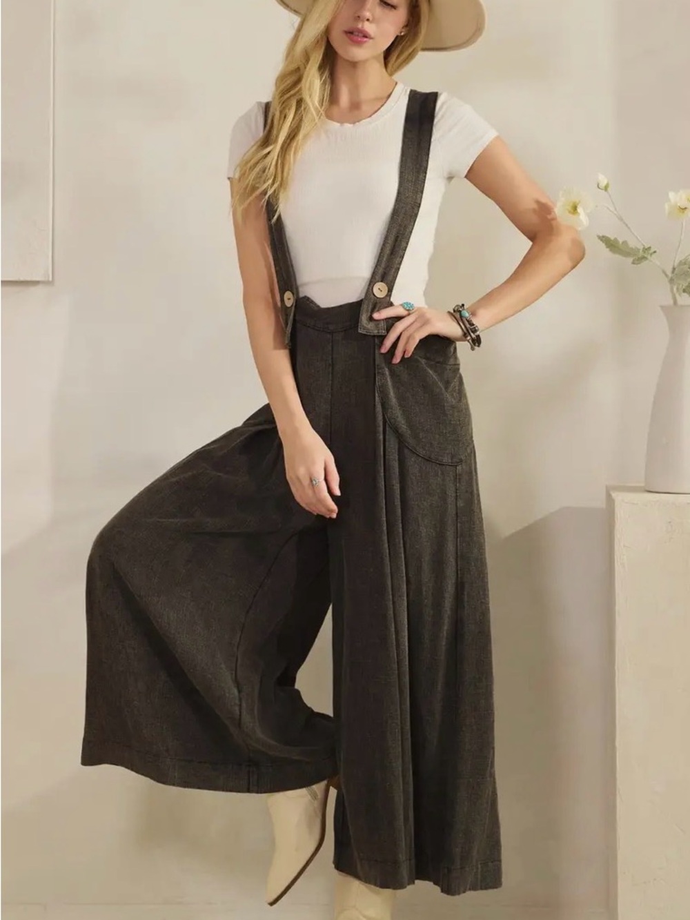 New Sage + Fig Relaxed Wide-Leg Suspender Jumpsuit in Charcoal Plus 1x/2x/3x